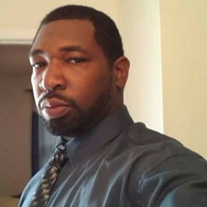 Meet your Posher, Lawrence